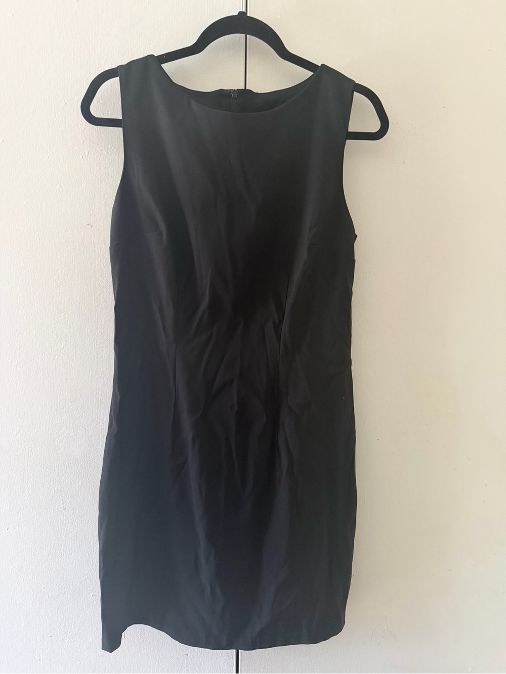 Alyx Black Sleeveless Midi Sheath Dress
